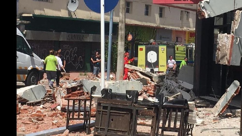 Un derrumbe y dos víctimas fatales.