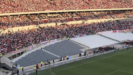 En el Estadio Monumental sólo hubo banderas de Villa Fiorito.