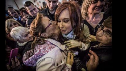 cristina propuso un bono para compensar el ajuste a los jubilados