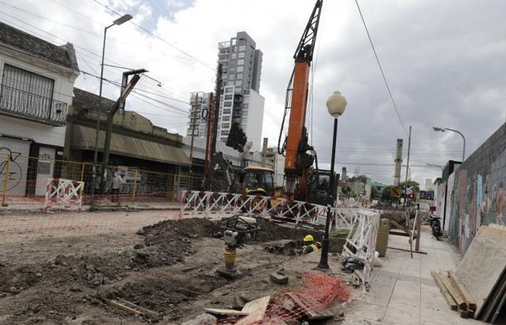 Harán una conexión directa y segura entre Alsina y Meeks.