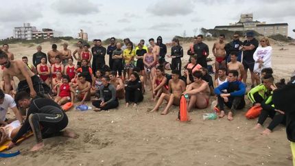 Este año hubo prácticas a mar abierto en San Clemente.