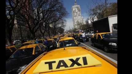 los taxistas se concentraron desde las 11.