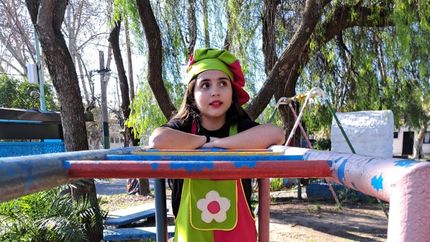 Rebeca disfruta de ver reír a la gente.