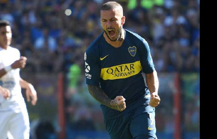 Darío Benedetto fue el más ovacionado y abrió el triunfo de Boca con un penal.