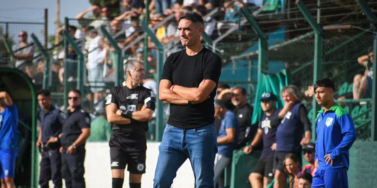 Leonardo Lemos, entrenador de Los Andes.