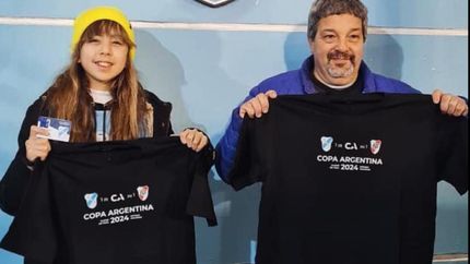 Milly y Chicha se llevaron su regalo.