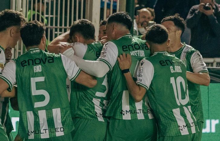 Banfield ganó con un gol de Mauro Méndez y festejó ante Tigre.