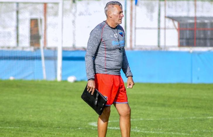 El Flaco Vivaldo ¿sigue en Brown?