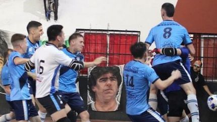 El festejo tras la tanda de los penales.