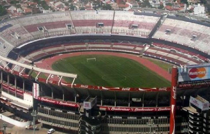 El estadio Monumental, sede del partido de vuelta por la final de la Copa Libertadores de América.
