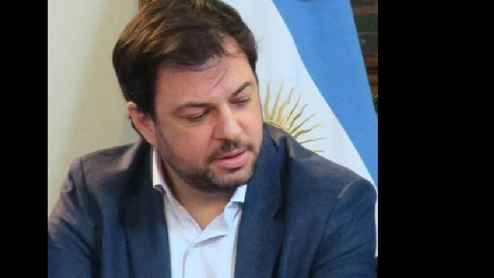 Renunció Díaz Gilligan en medio del escándalo por la cuenta en Andorra