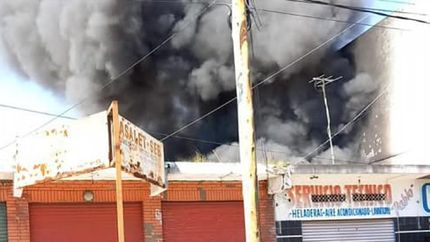 Incendio en un depósito de Banfield. Incendio en un depósito de Banfield.