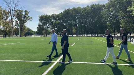 Insaurralde recorrió el campo de juego. Insaurralde recorrió el campo de juego.