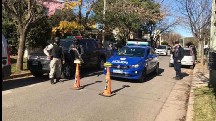 tras varios allanamientos se logró detener a 25 personas.