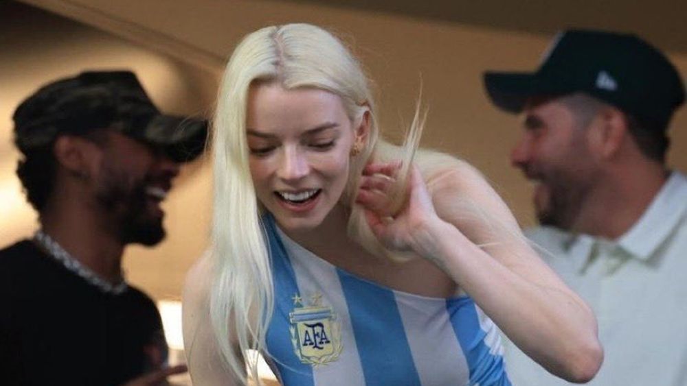 Anya Taylor Joy, con colores argentinos.&nbsp;