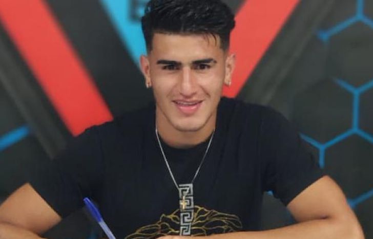 Contreras jugó la última temporada en Temperley.