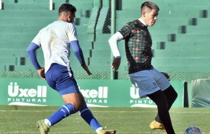 Gustavo Canto jugó para los titulares y salió por un golpe menor.