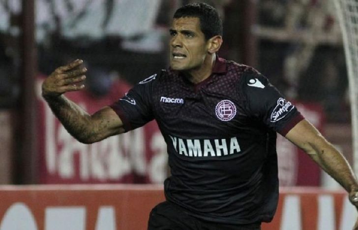 El goleador firmaría un contrato por un año y medio.