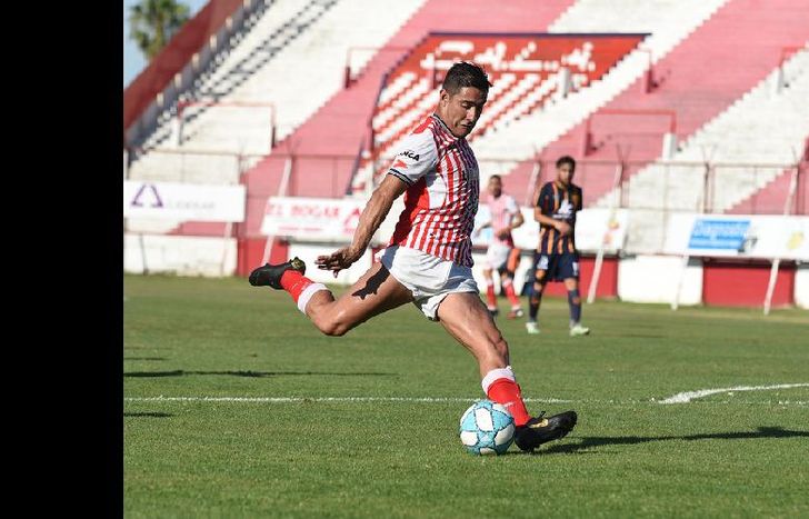 Su gol a Colegiales, lo mejor dentro de un semestre de poca acción.