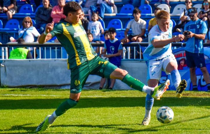 Temperley y Aldosivi empataron sin goles en el Alfredo Beranger.