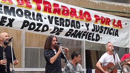 Arbolito se presentó ayer en el exPozo de Banfield.