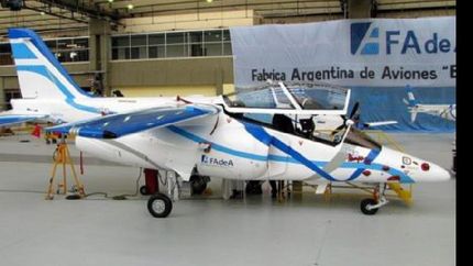 siguen los despidos en la fabrica militar de aviones