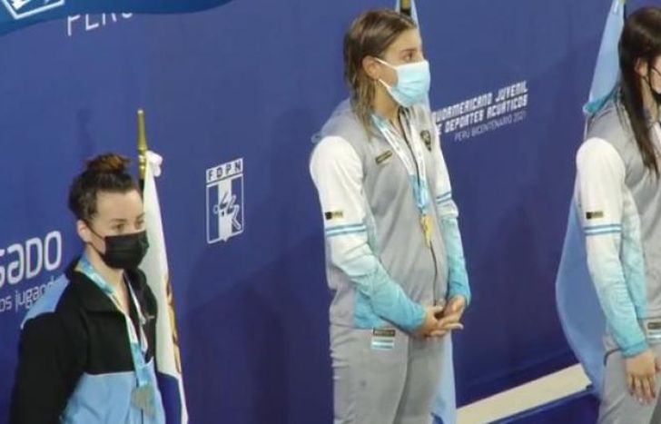 Sumó dos medallas en su primer día de acción.