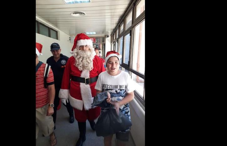 Todos estaban esperando a Papá Noel.