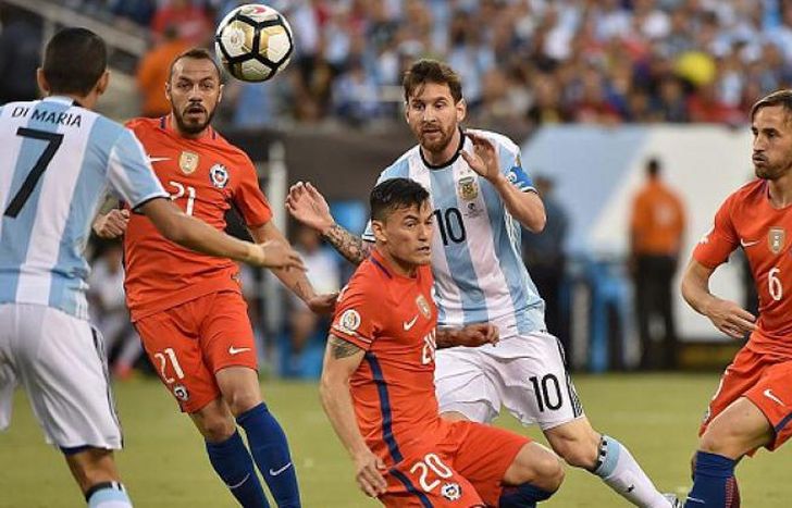 Argentina volverá a la competencia recibiendo a Chile.