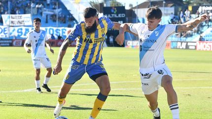 Aguiñagalde forcejea con Quintana.