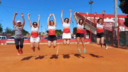 El tenis de Los Andes suma victorias y ascensos. El tenis de Los Andes suma victorias y ascensos.