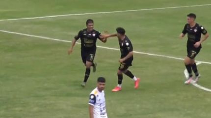 Talleres le ganó a Dock Sud como visitante. Talleres le ganó a Dock Sud como visitante.