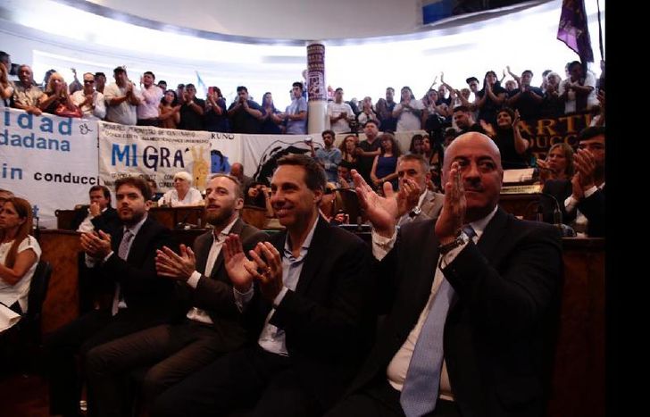 el concejo estuvo colmado de concejales, funcionarios y vecinos.