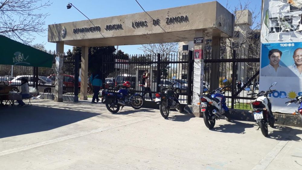 El juicio por el caso de abuso sexual se desarrolla en los Tribunales de Lomas de Zamora.