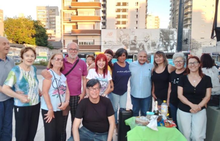 El encuentro es a la gorra.