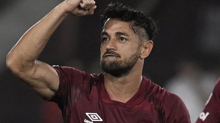 la afa dio marcha atras y lautaro acosta vuelve en lanus