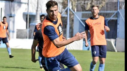 El delantero Ramiro Costa jugó un tiempo en busca de su mejor puesta a punto.
