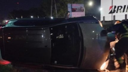 Los Bomberos de Lomas intervinieron en el lugar. Los Bomberos de Lomas intervinieron en el lugar.