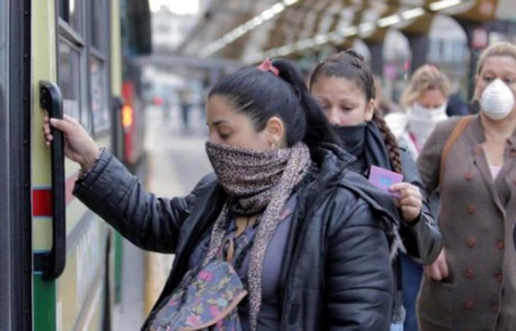 Deja de ser obligatorio el uso del barbijo en el transporte público en CABA.
