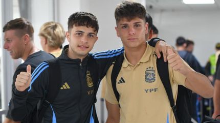 Diario La Unión | De Martis (derecha), delantero de Lanús.