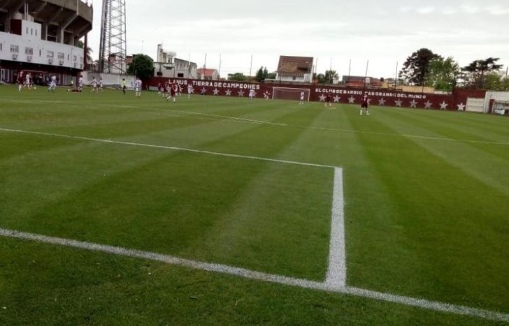 Grave lesión de un juvenil de Lanús.