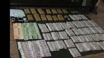 dos detenidos con 10 kilos de droga