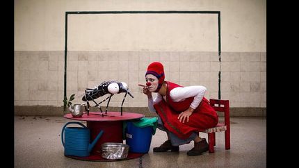 Llevan propuestas artísticas a las escuelas de los barrios