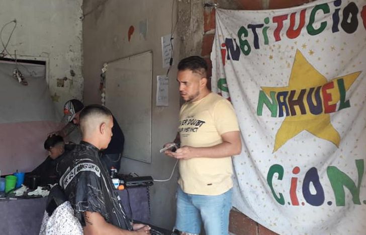 Barbería sería uno de los cursos que arrancará en abril.