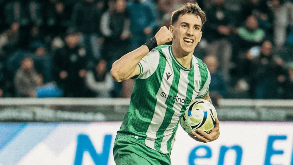 Un nuevo conflicto entre Banfield y Rodrigo Auzmendi. Un nuevo conflicto entre Banfield y Rodrigo Auzmendi.