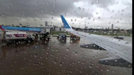 los problemas fueron con las personas que arribaban al aeropuerto.