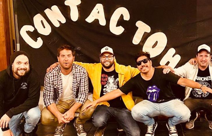 La banda se prepara para celebrar con todo su primer aniversario.