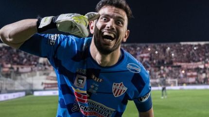 El Loco Tello y su futuro en Talleres de Escalada.