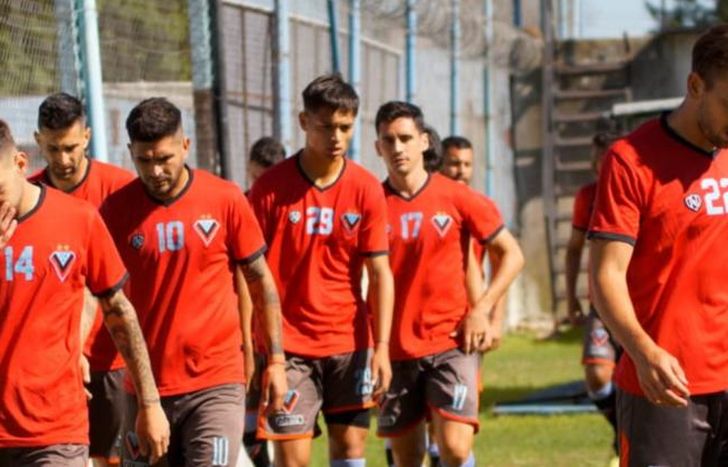 Los jugadores del plantel tienen contratos por cumplir.