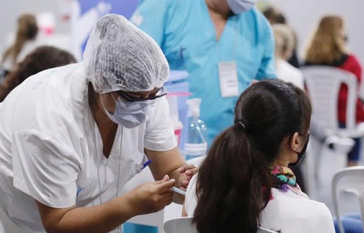 Más del 50% de la Argentina recibió una dosis de la vacuna.
